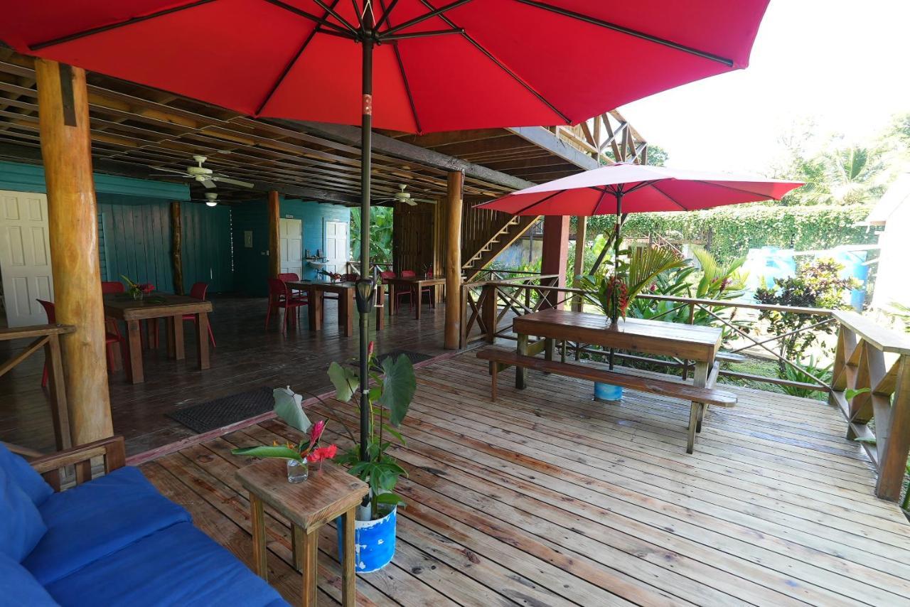 Tibroti - Bnb Bocas Town Bagian luar foto