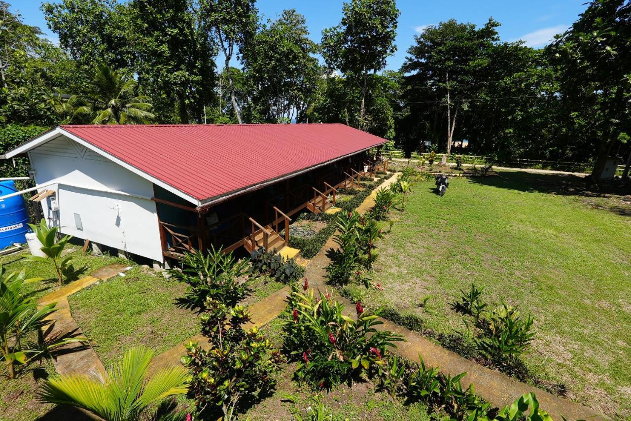 Tibroti - Bnb Bocas Town Bagian luar foto